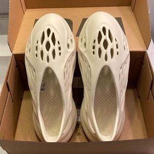 Yeezy foam runner “Ararat”